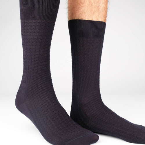Hounds Waffle Textured Men's Socks  - Alt view