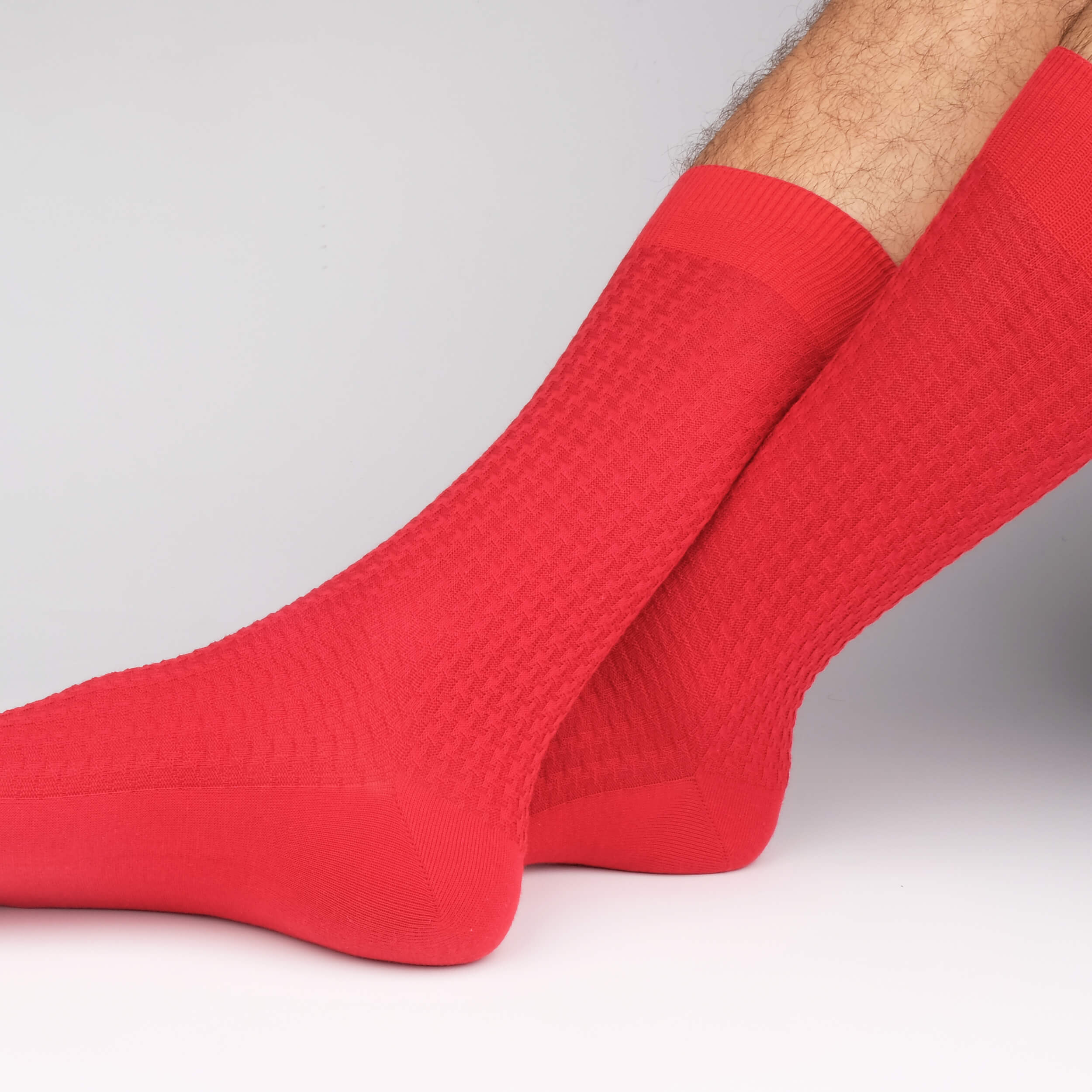 Mens Socks - Hounds Waffle Textured Men's Socks - Red⎪Etiquette Clothiers