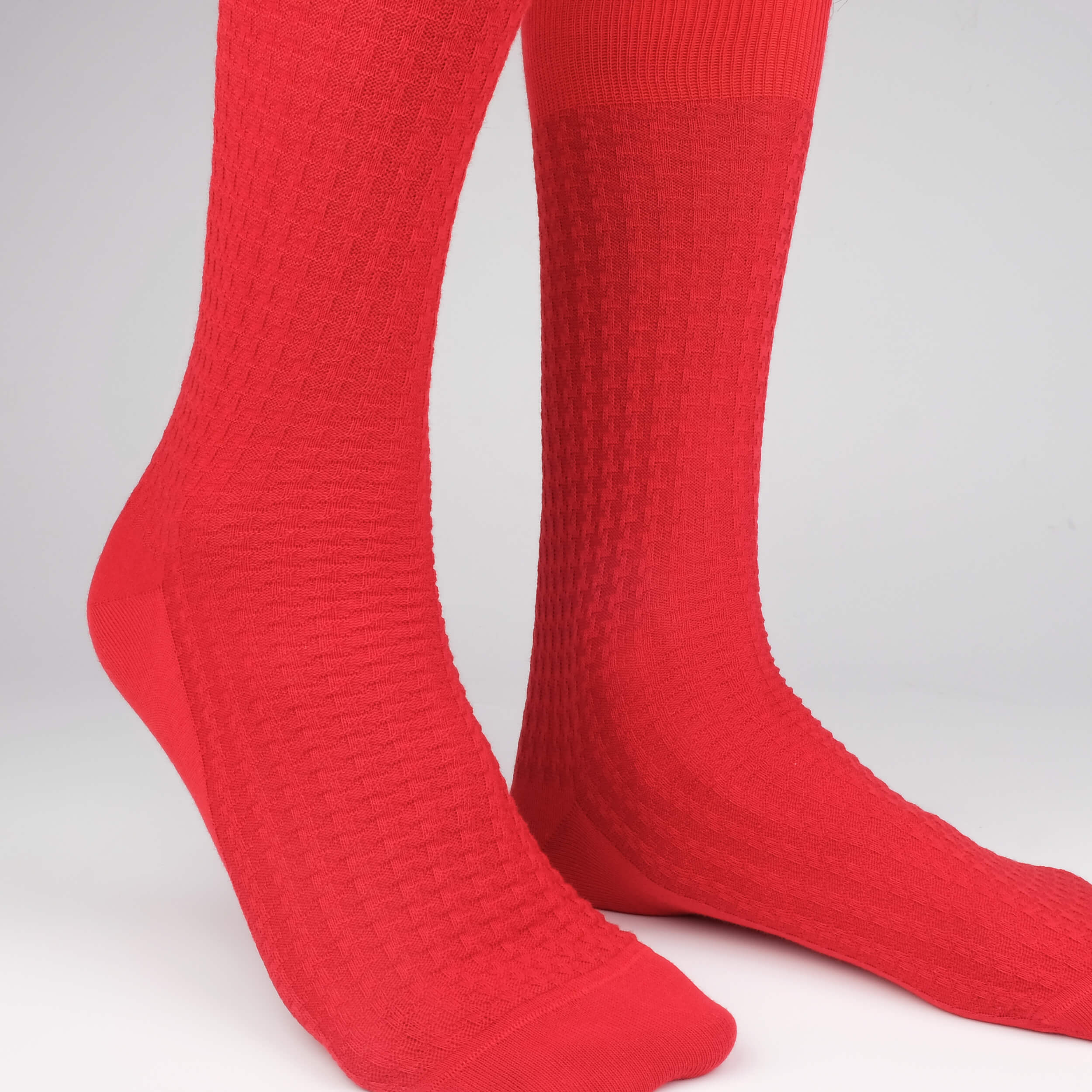 Mens Socks - Hounds Waffle Textured Men's Socks - Red⎪Etiquette Clothiers